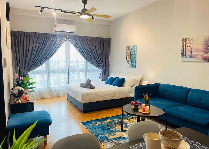 Emira Residence By Aisyieralodgestay